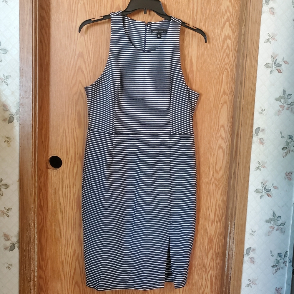 Banana Republic sleeveless halter sheath dress blue/white stripe size 14 - Picture 3 of 11